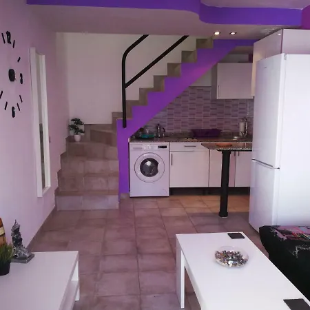 Modern And Homely Duplex In Secure Holiday home